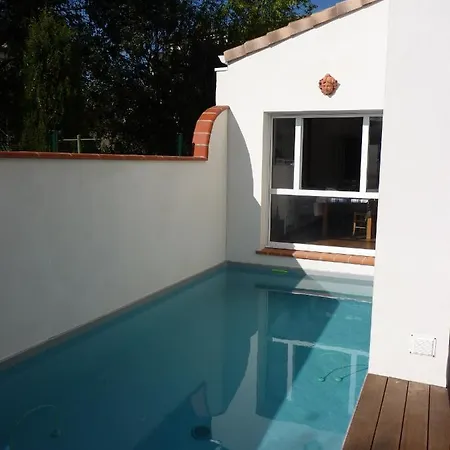 Belle Maison, Beau Quartier, Proche Centre Ville, 5 Villa